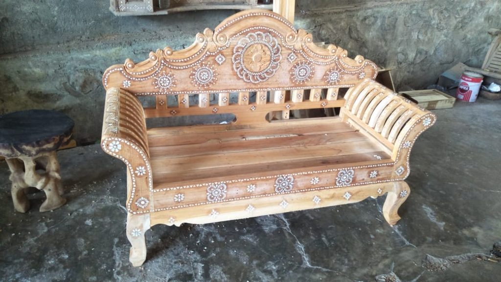 Cukli Toko Penjual Aneka Furniture & Ukiran Cukli Khas Pulau Lombok – GERBANG ...